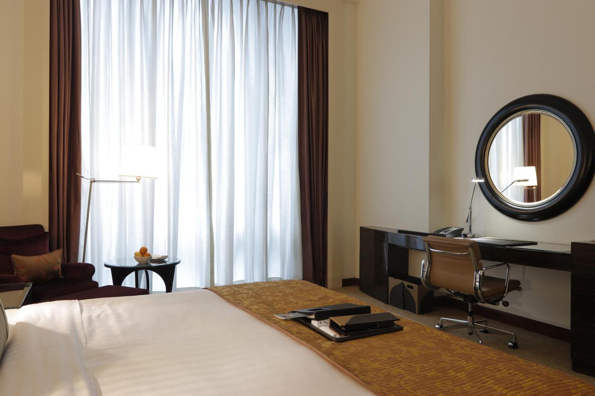Fairmont Makati Hotel Makati City Екстериор снимка