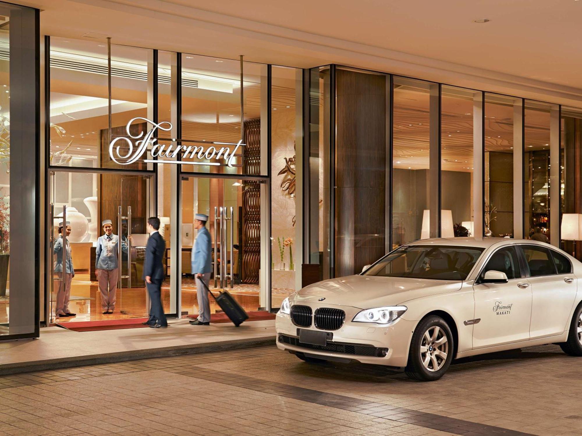 Fairmont Makati Hotel Makati City Екстериор снимка Entrance of Fairmont Jakarta