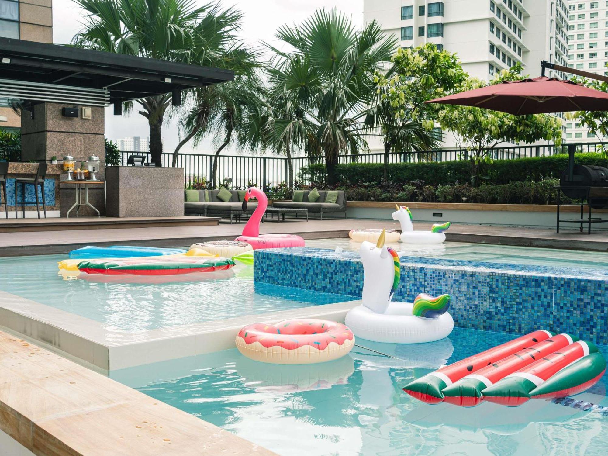 Fairmont Makati Hotel Makati City Екстериор снимка